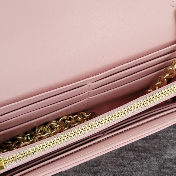 SOLD - MCM Wallet with Chain - Picture 4 of 7